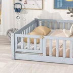 Letto a pavimento a grandezza naturale con recinzione e porta, sponde letto a pavimento in legno di gomma grigio