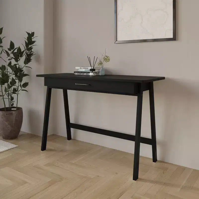 Scrivania in legno Serafina