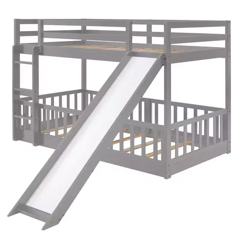 Letto a capanna in legno con letto estraibile e scaffali, bianco