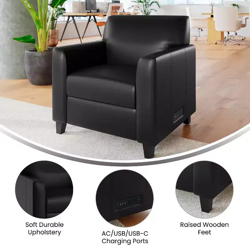 Poltrona da ricevimento Agent in LeatherSoft Nera con Pannello di Ricarica sul Lato Destro, Include 2 Prese di Corrente, 2 Porte USB, 1 Porta USB-C, Gambe in Legno Massello